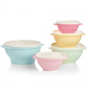 Tupperware Vintage Servalier 5-pc. Bowl Set Light Yellow / Mint / Turquoise Serveware | YOAU27013